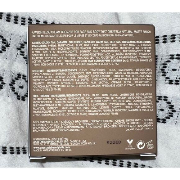 Anastasia Beverly Hills - Cream Bronzer - Amber - Picture 3 of 3